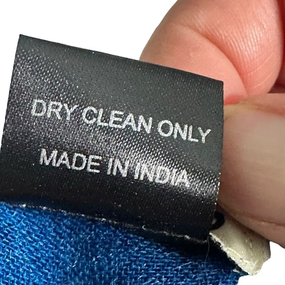 Exclusively For Signals Wool Blue Purple Floral Embroidered Scarf - Picture 2 of 13